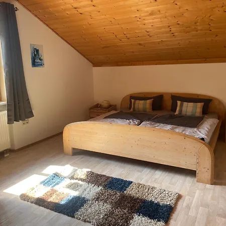 Daire Panoramablick Prackenbach
