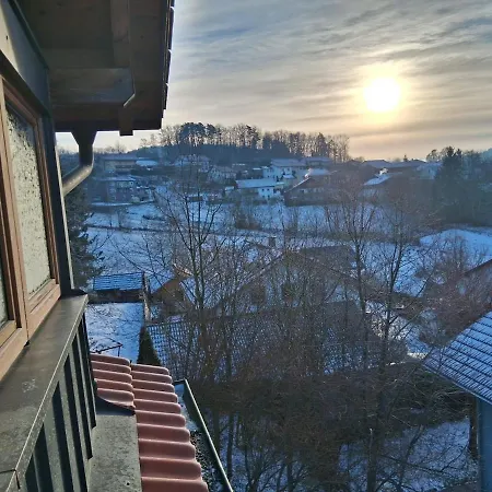 Daire Panoramablick Prackenbach